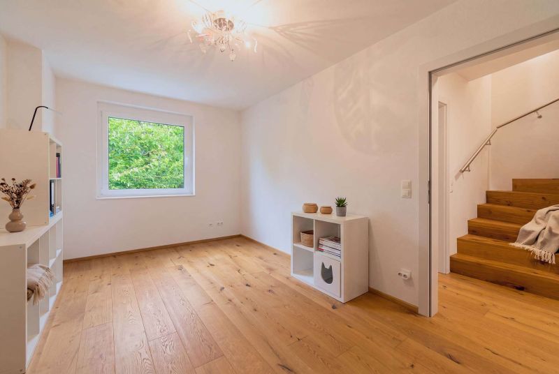 Hochwertiges Eckreihenhaus in Ruhelage mit gro�em Garten, Keller, PV-Anlage und zwei Stellpl�tzen /  / 1220&nbsp;Wien / Bild 4